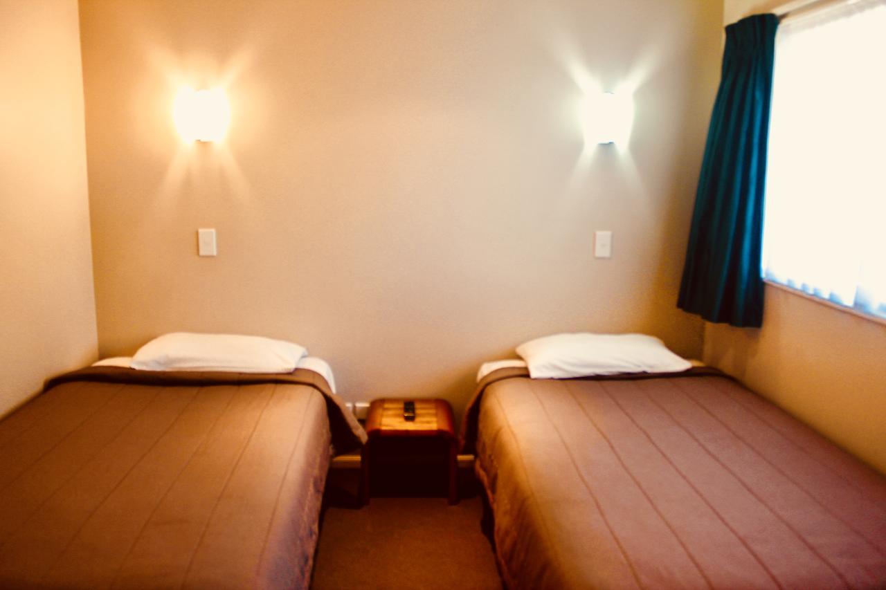 The Nautilus Hotel Napier Eksteriør billede A room at the hotel