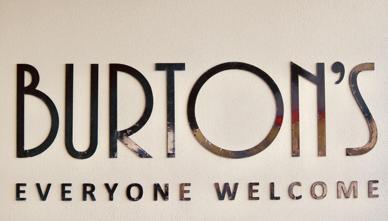 The Nautilus Hotel Napier Eksteriør billede The Burton logo